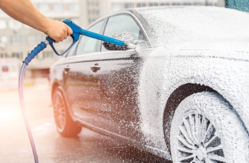 Upiększanie samochodu: jak nadać swojemu autu indywidualny charakter.