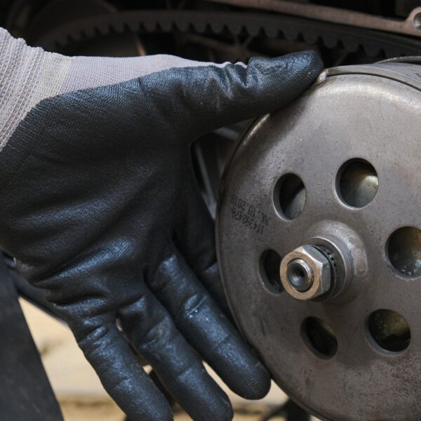 Zmiana biegów w motocyklu: podstawy dla początkujących.