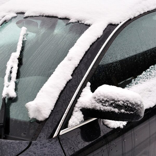 Rozgrzewanie silnika zimą: mit czy konieczność?