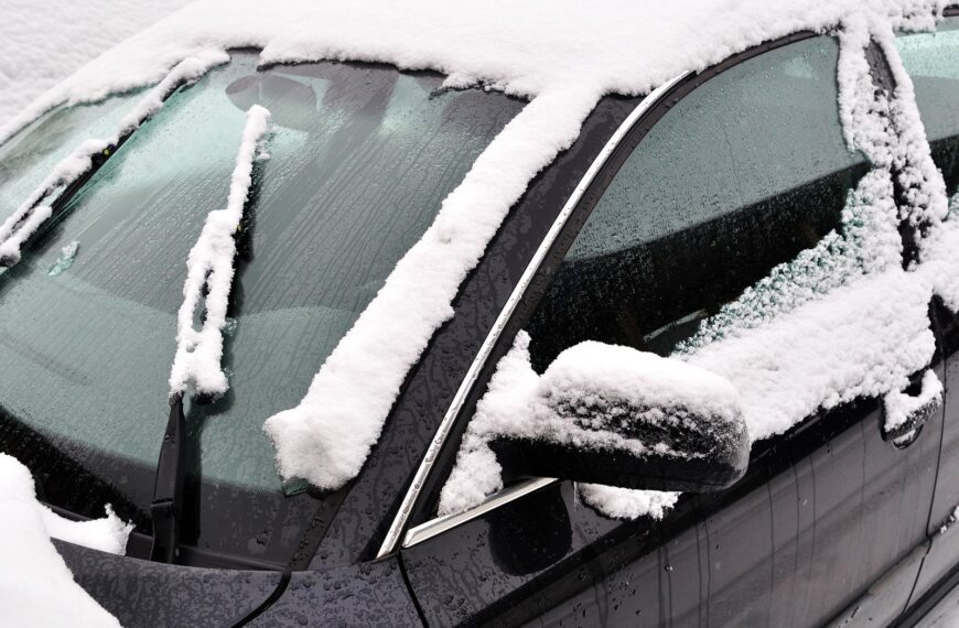 Rozgrzewanie silnika zimą: mit czy konieczność?