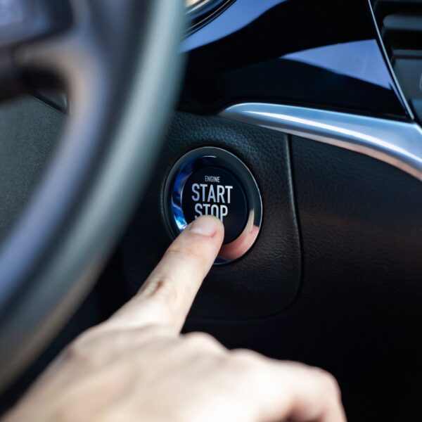 Rygorystyczne normy emisji spalin: jak wpływają na wybór samochodu?