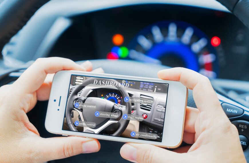 Rzeczywistość rozszerzona w motoryzacji: jak nowe technologie zmieniają doświadczenia kierowców.