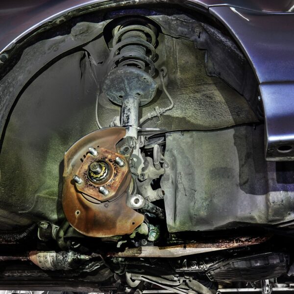 Jakie są najczęstsze przyczyny awarii układu hamulcowego i jak im zapobiegać?